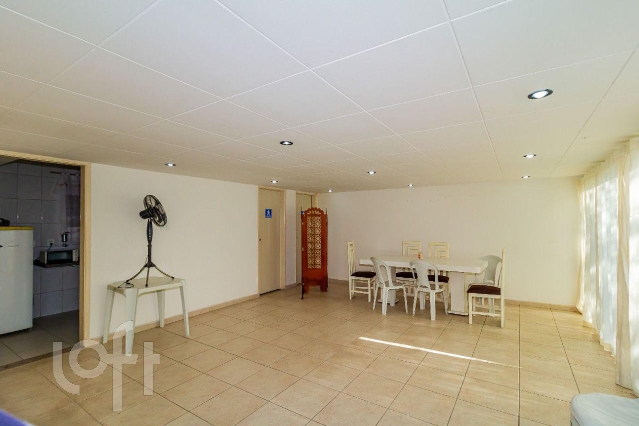 Apartamento à venda com 2 quartos, 60m² - Foto 47