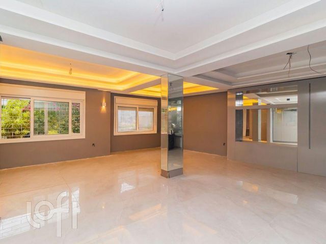 Casa com 387m², 3 dormitórios, 2 suítes, 2 vagas, Chácara das Pedras em Porto Alegre