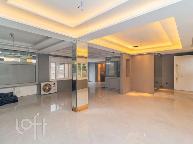 Casa com 387m², 3 dormitórios, 2 suítes, 2 vagas, Chácara das Pedras em Porto Alegre