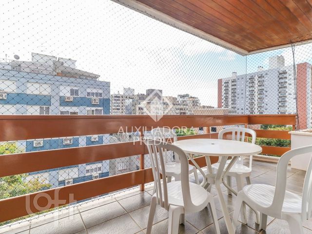 Apartamento com 174m², 2 dormitórios, 1 vaga, Menino Deus em Porto Alegre