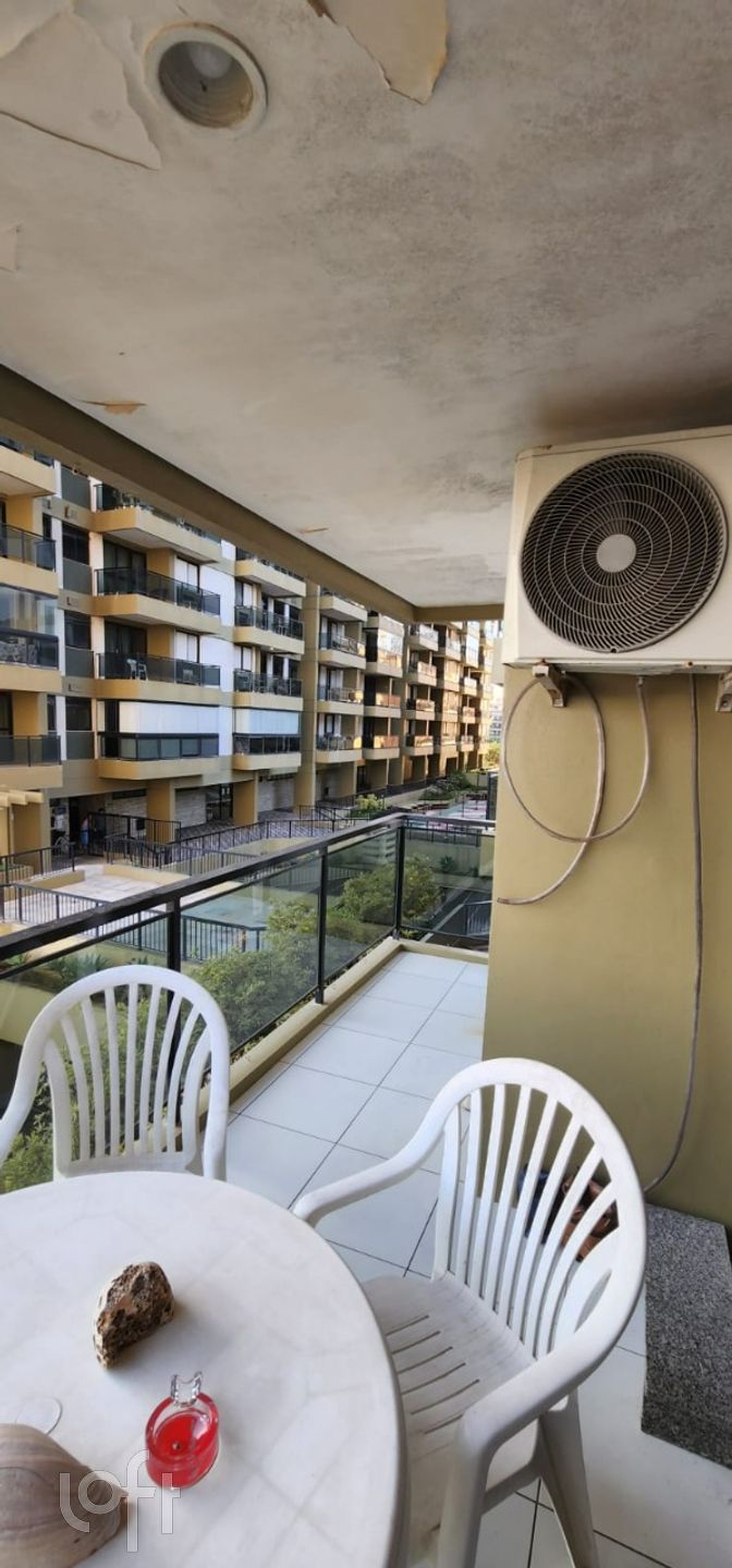 Apartamento à venda com 2 quartos, 67m² - Foto 12