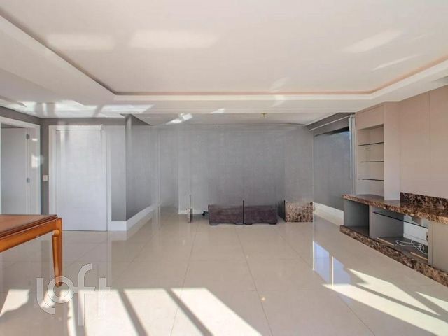 Apartamento com 204m², 3 dormitórios, 3 suítes, 4 vagas, Bela Vista em Porto Alegre