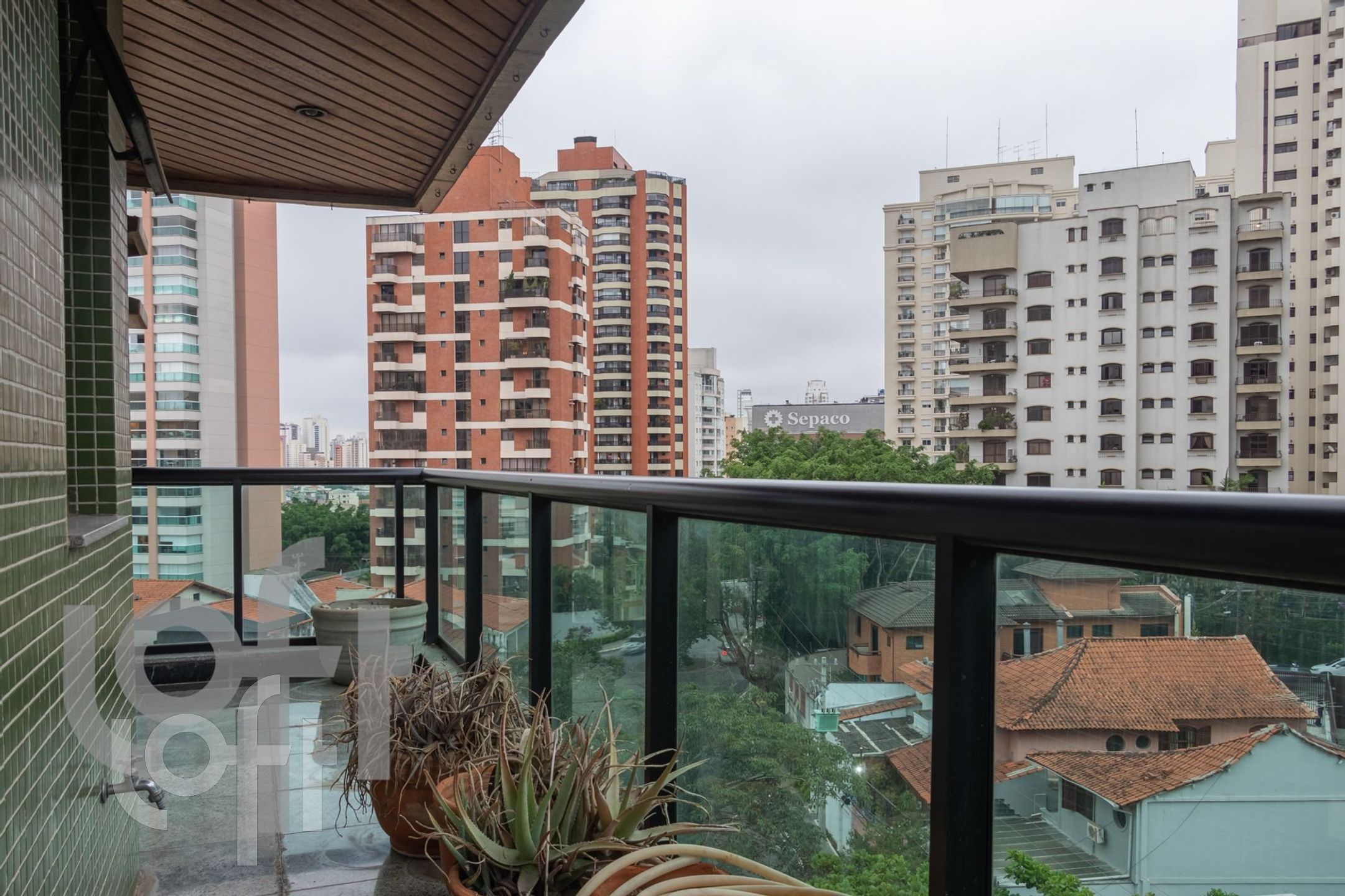 Apartamento à venda com 4 quartos, 300m² - Foto 2