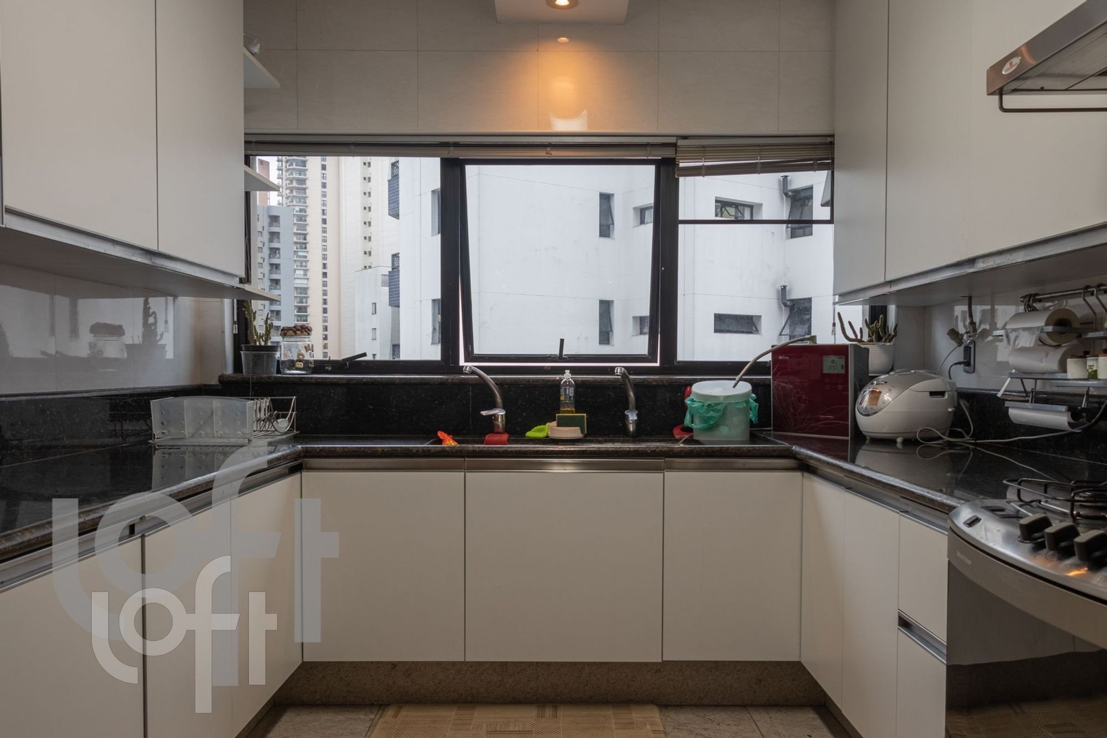 Apartamento à venda com 4 quartos, 300m² - Foto 32