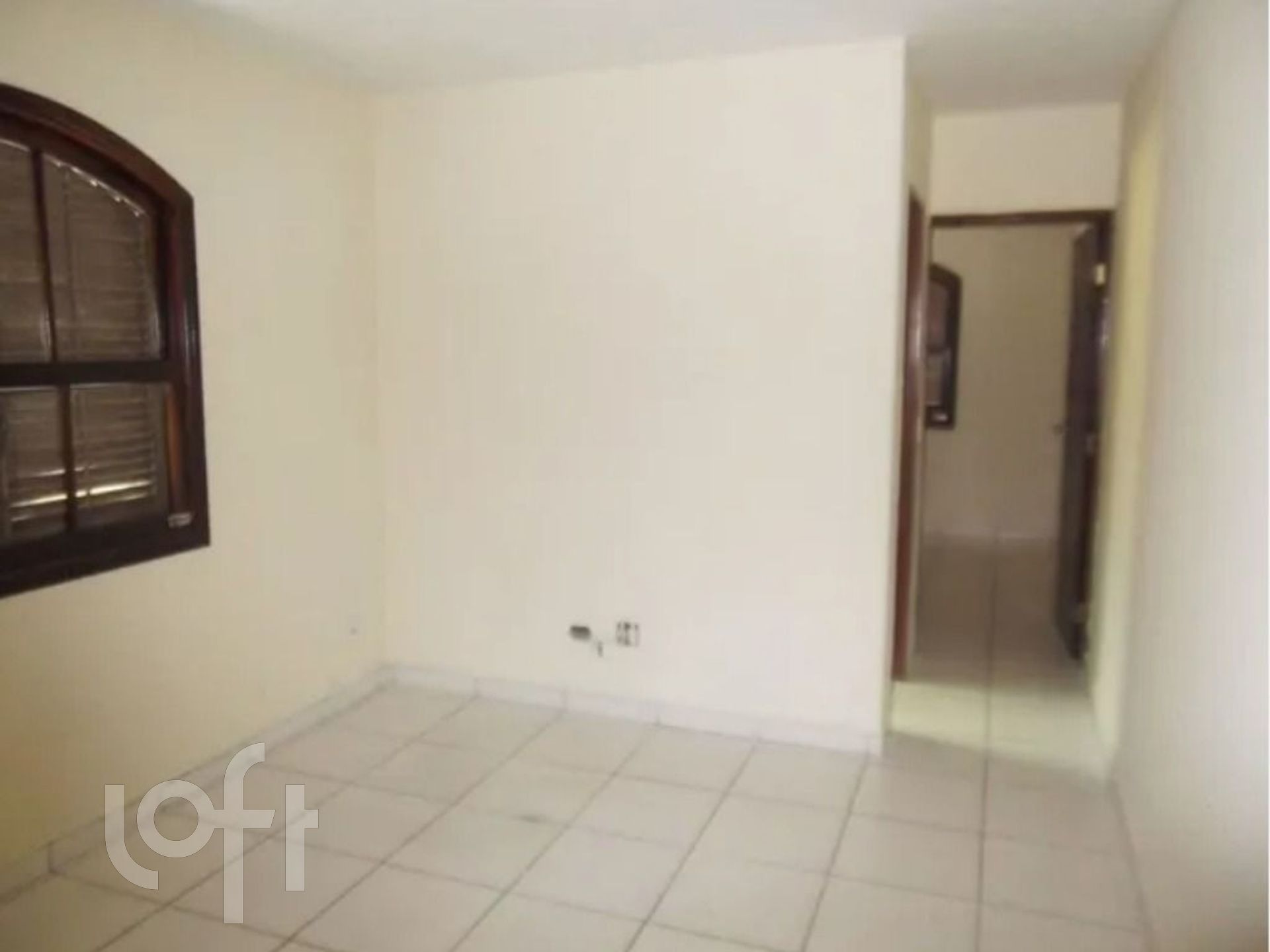 Casa à venda com 4 quartos, 180m² - Foto 4