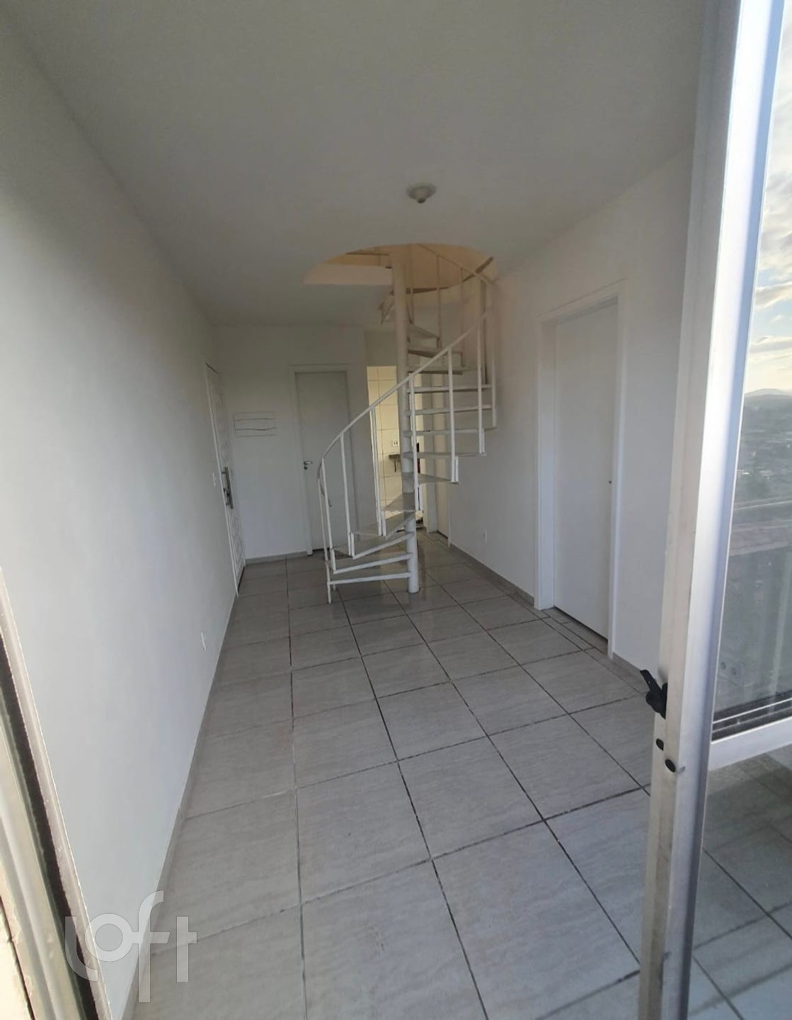 Imagem da propriedade PU1r528e 7