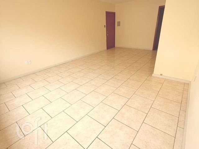 Apartamento com 111m², 3 dormitórios, 1 suíte, Rio Branco em Porto Alegre