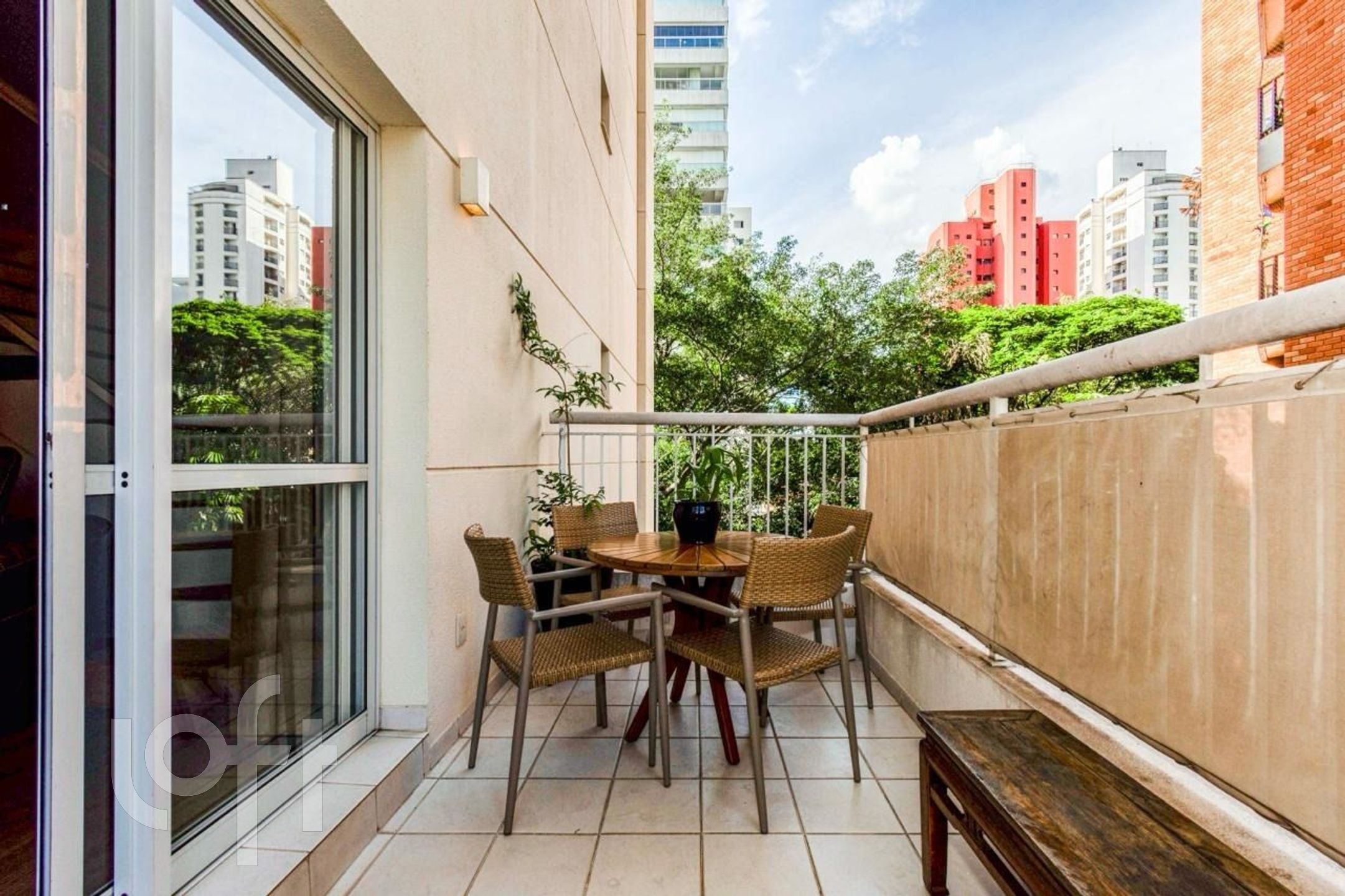 Apartamento à venda com 1 quarto, 77m² - Foto 9