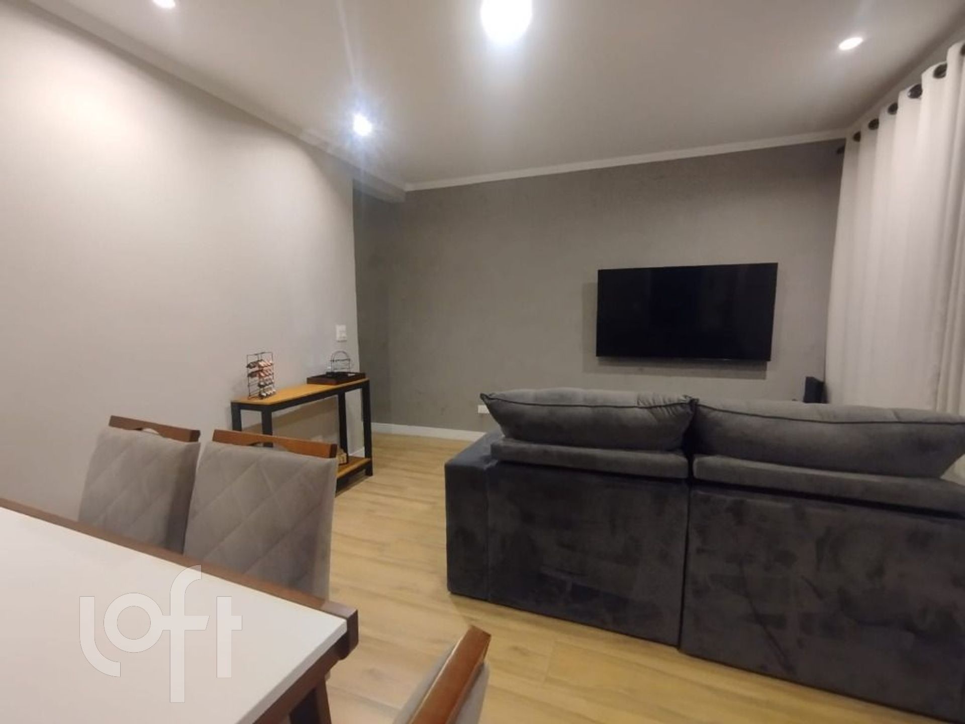 Casa à venda com 2 quartos, 90m² - Foto 1