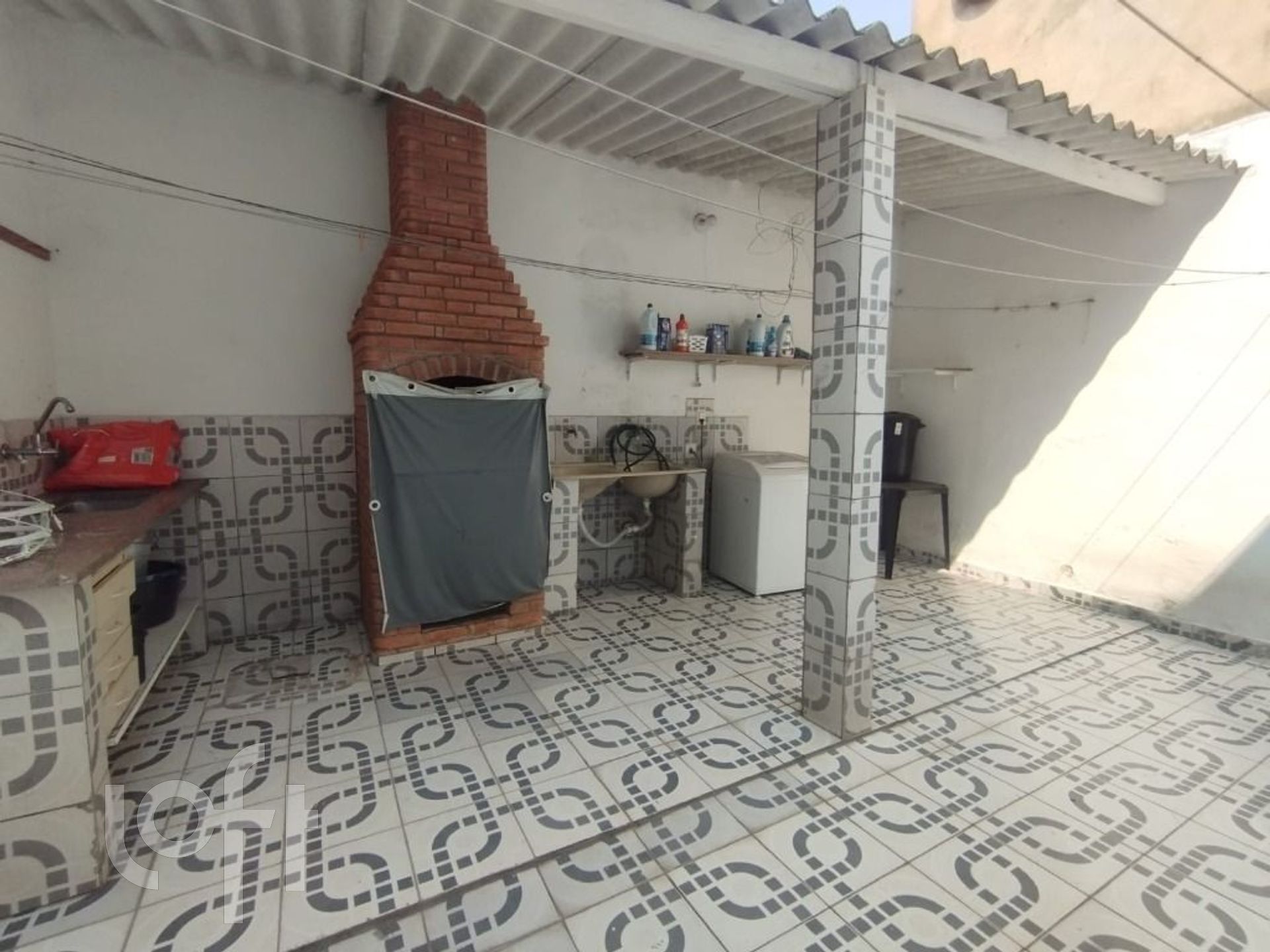 Casa à venda com 2 quartos, 90m² - Foto 18