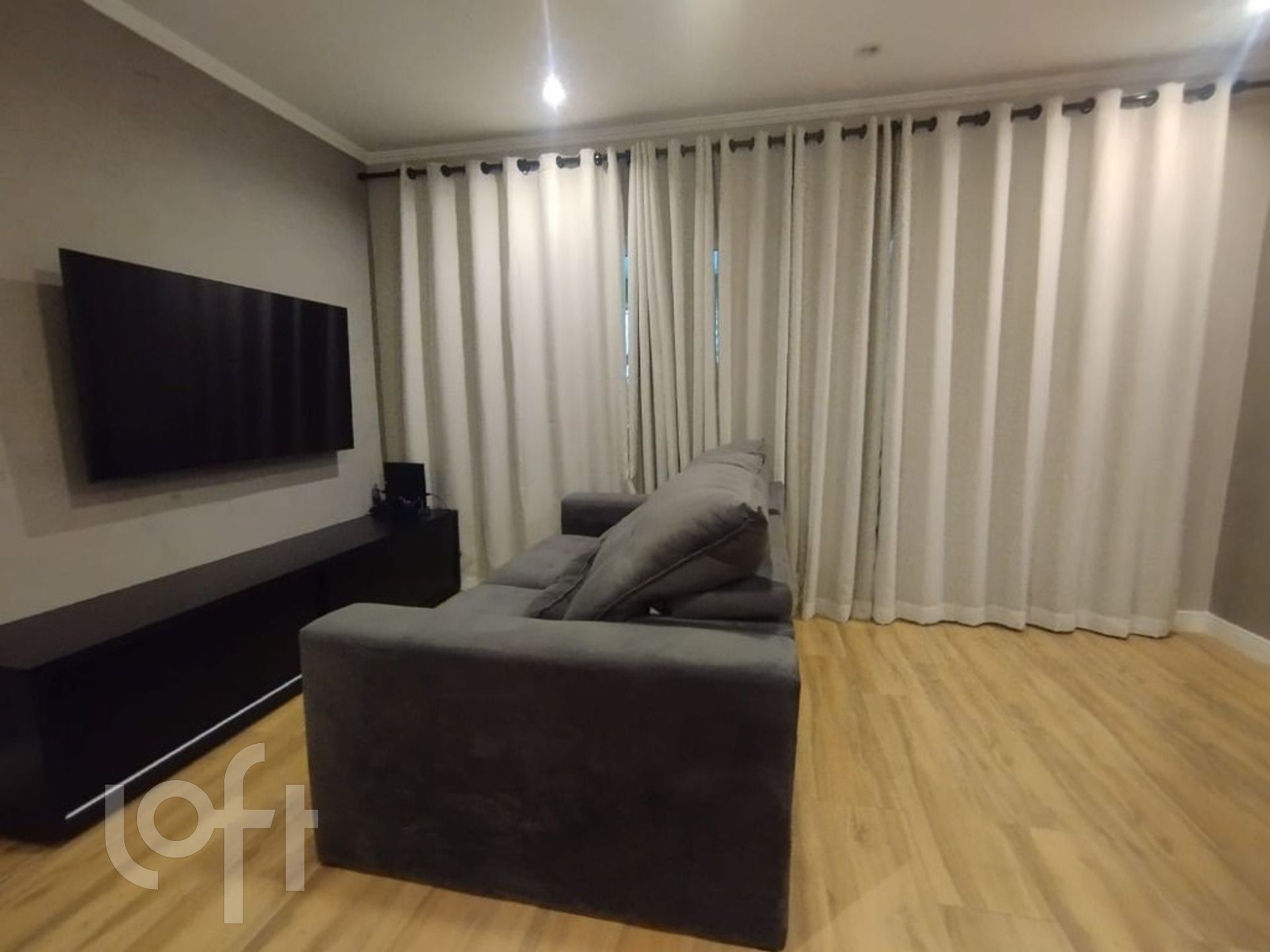 Casa à venda com 2 quartos, 90m² - Foto 3