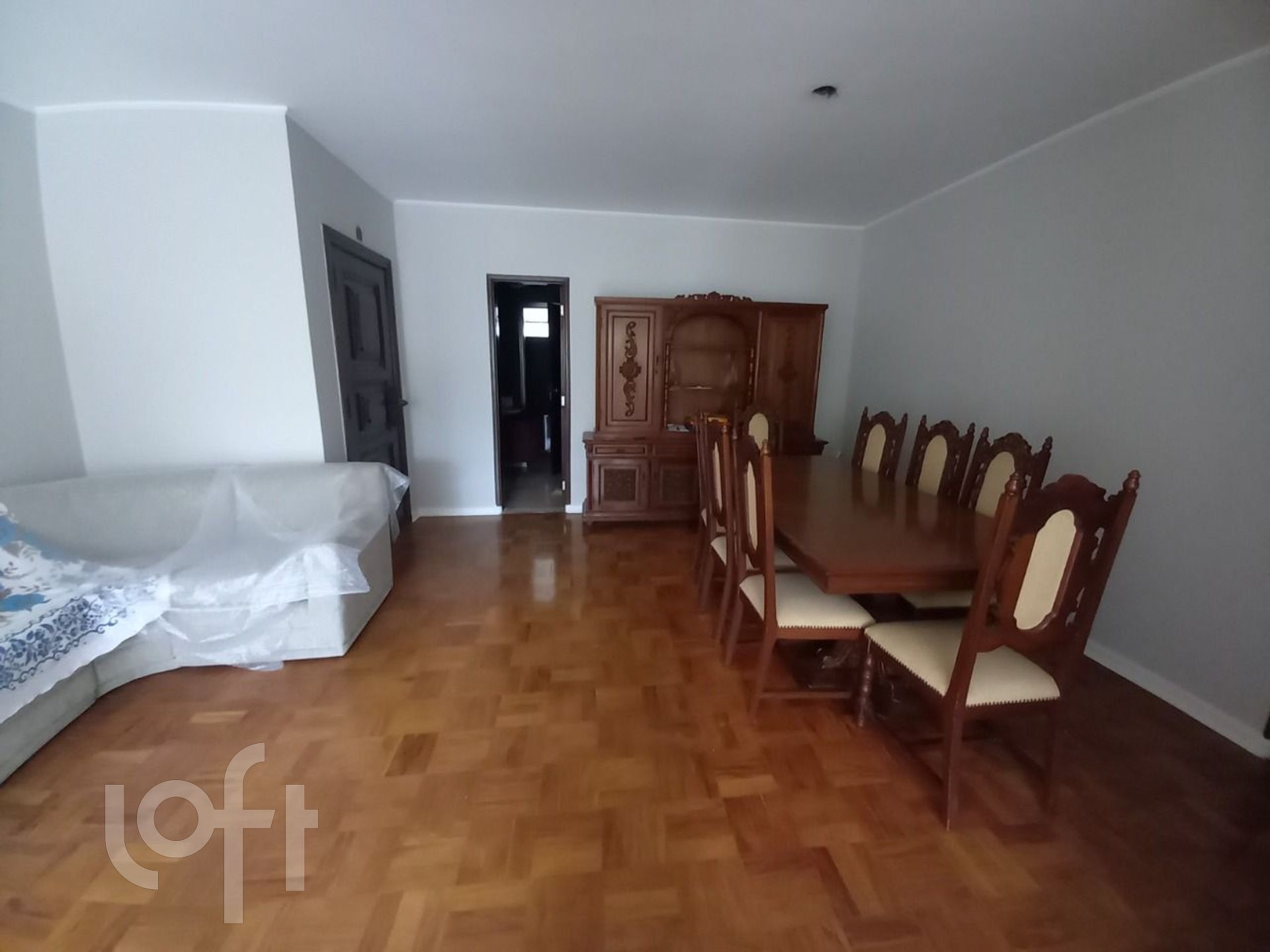 Apartamento à venda com 3 quartos, 160m² - Foto 1