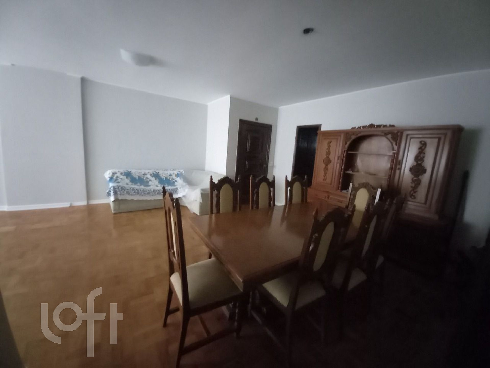 Apartamento à venda com 3 quartos, 160m² - Foto 4