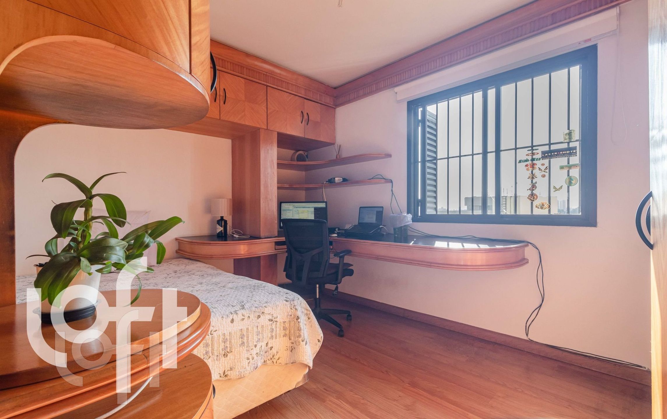 Apartamento à venda com 4 quartos, 170m² - Foto 8