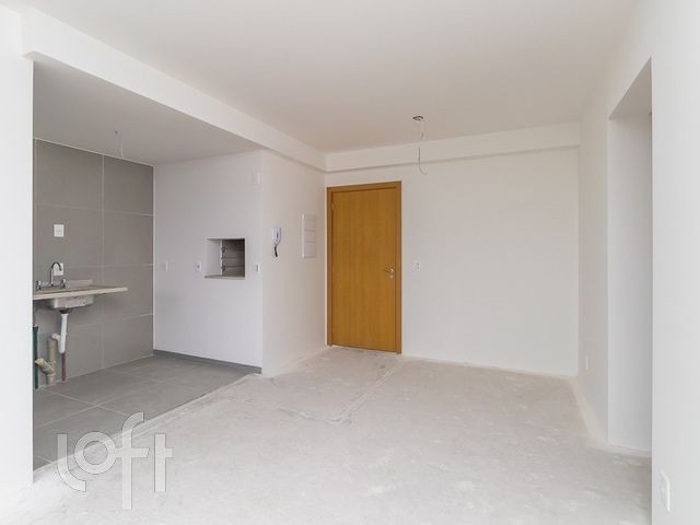 Apartamento com 60m², 2 dormitórios, 1 suíte, 1 vaga, Santana em Porto Alegre
