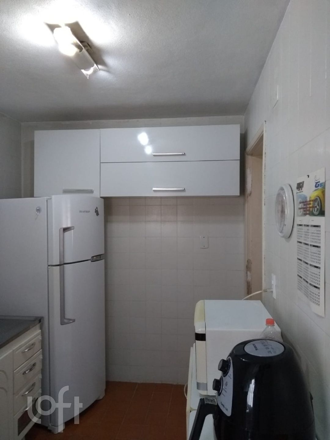 Apartamento à venda com 2 quartos, 60m² - Foto 2