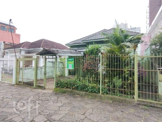 Casa com 200m², 3 dormitórios, Menino Deus em Porto Alegre