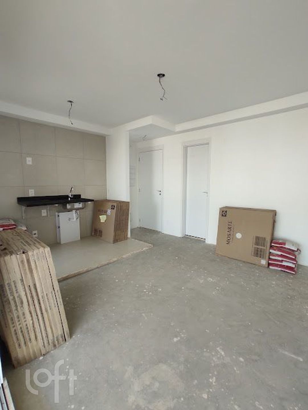 Apartamento à venda com 2 quartos, 82m² - Foto 2