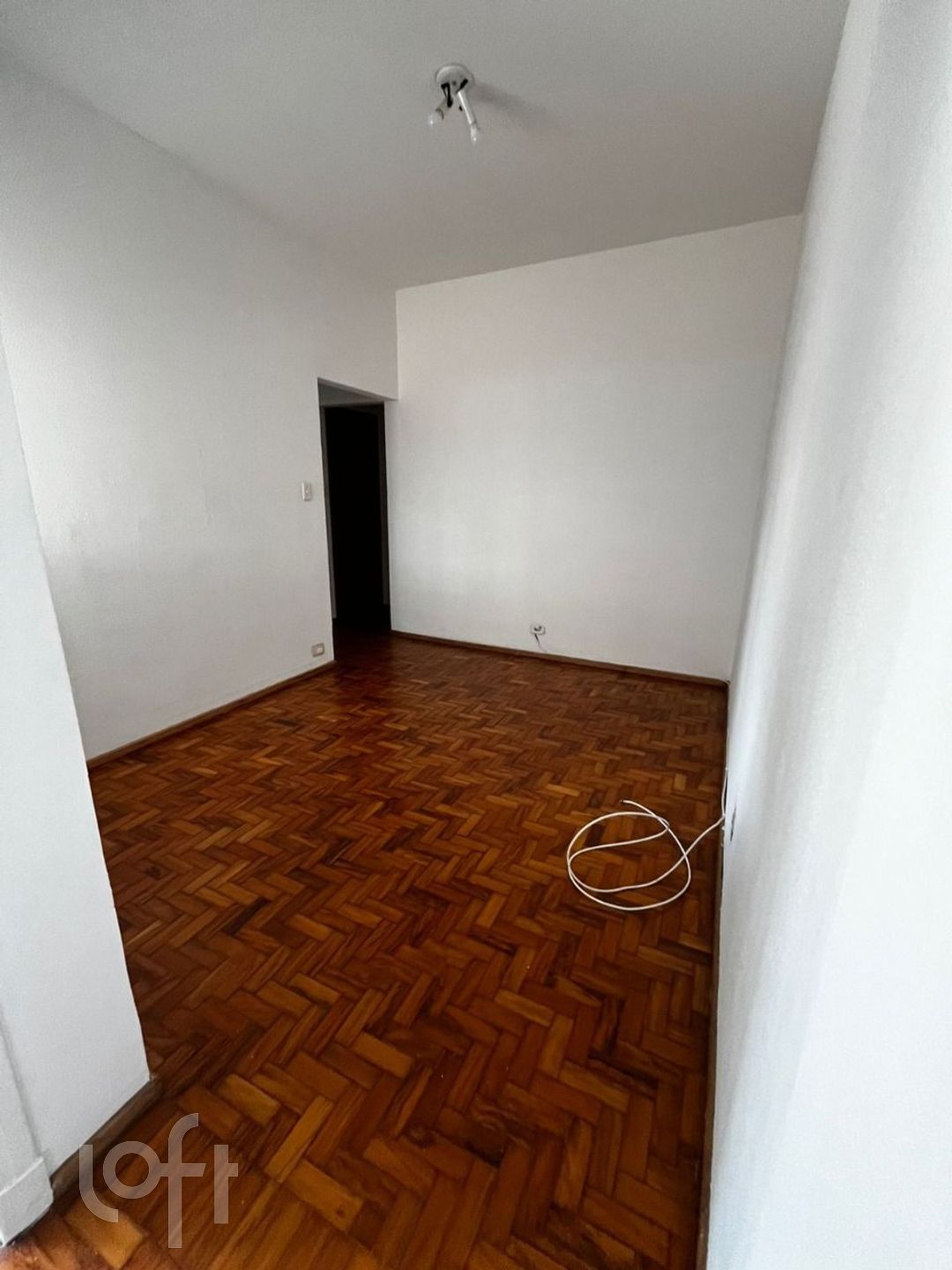 Apartamento à venda com 2 quartos, 63m² - Foto 4