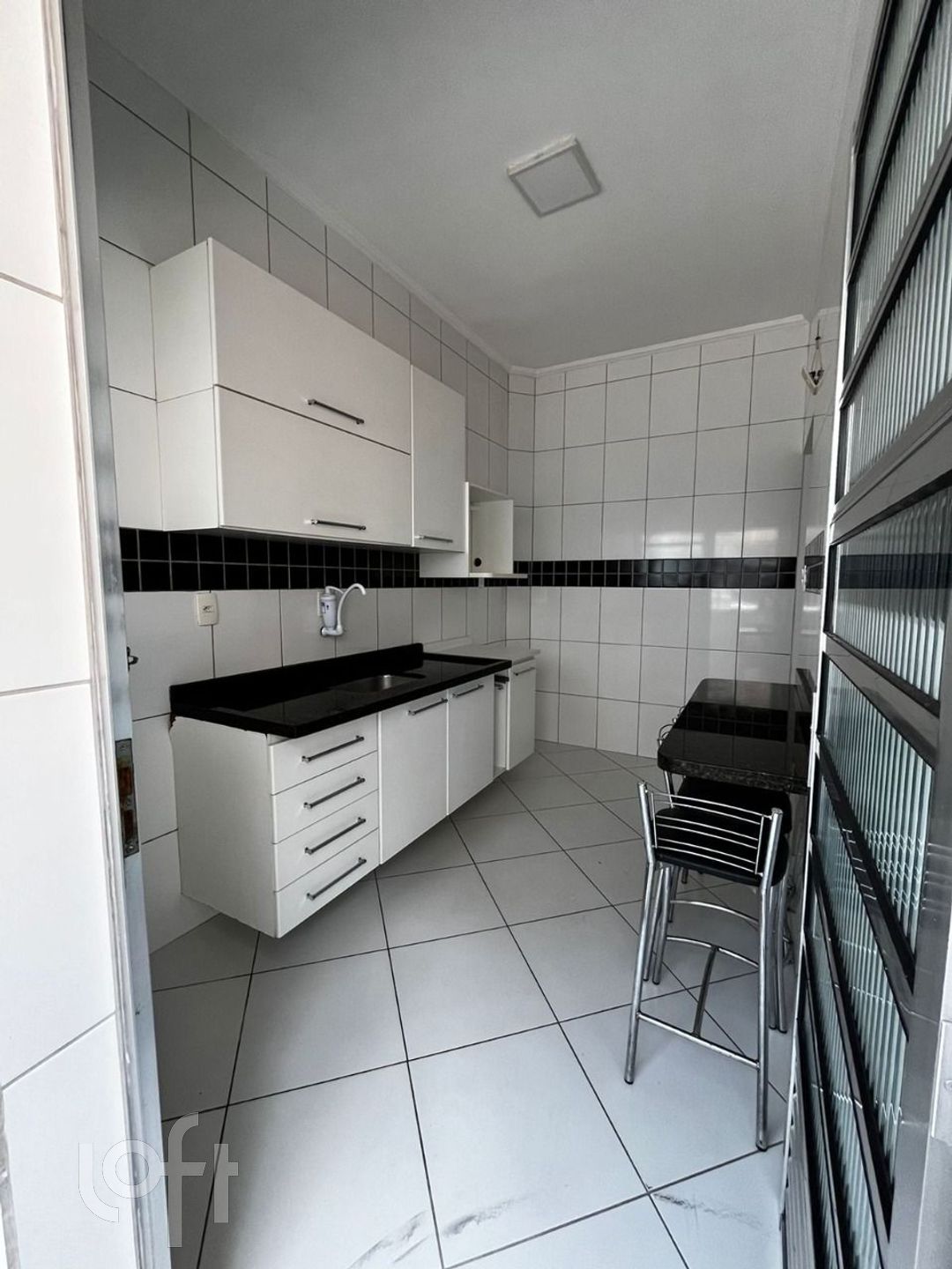 Apartamento à venda com 2 quartos, 63m² - Foto 9