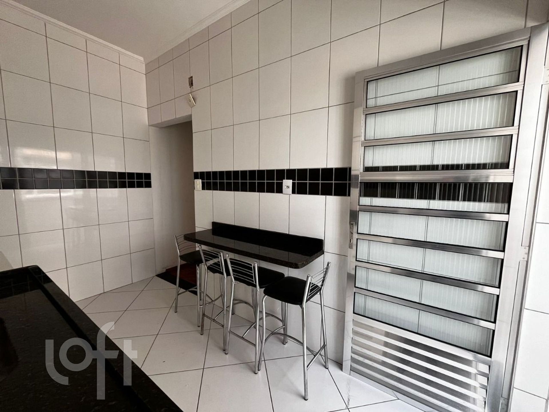 Apartamento à venda com 2 quartos, 63m² - Foto 14