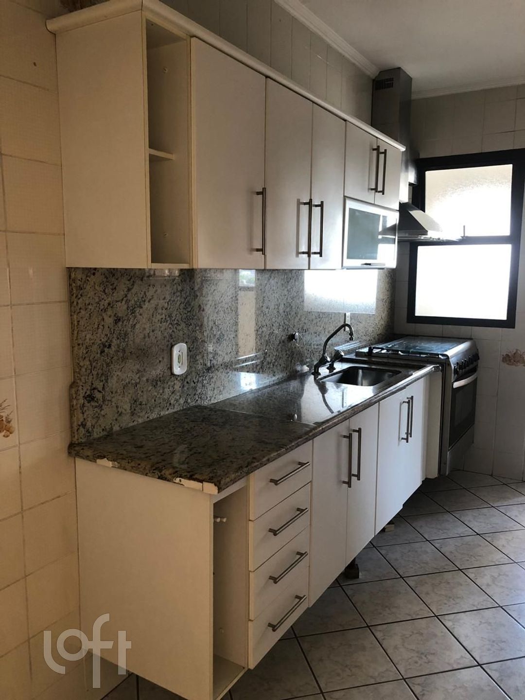 Apartamento à venda com 3 quartos, 82m² - Foto 3