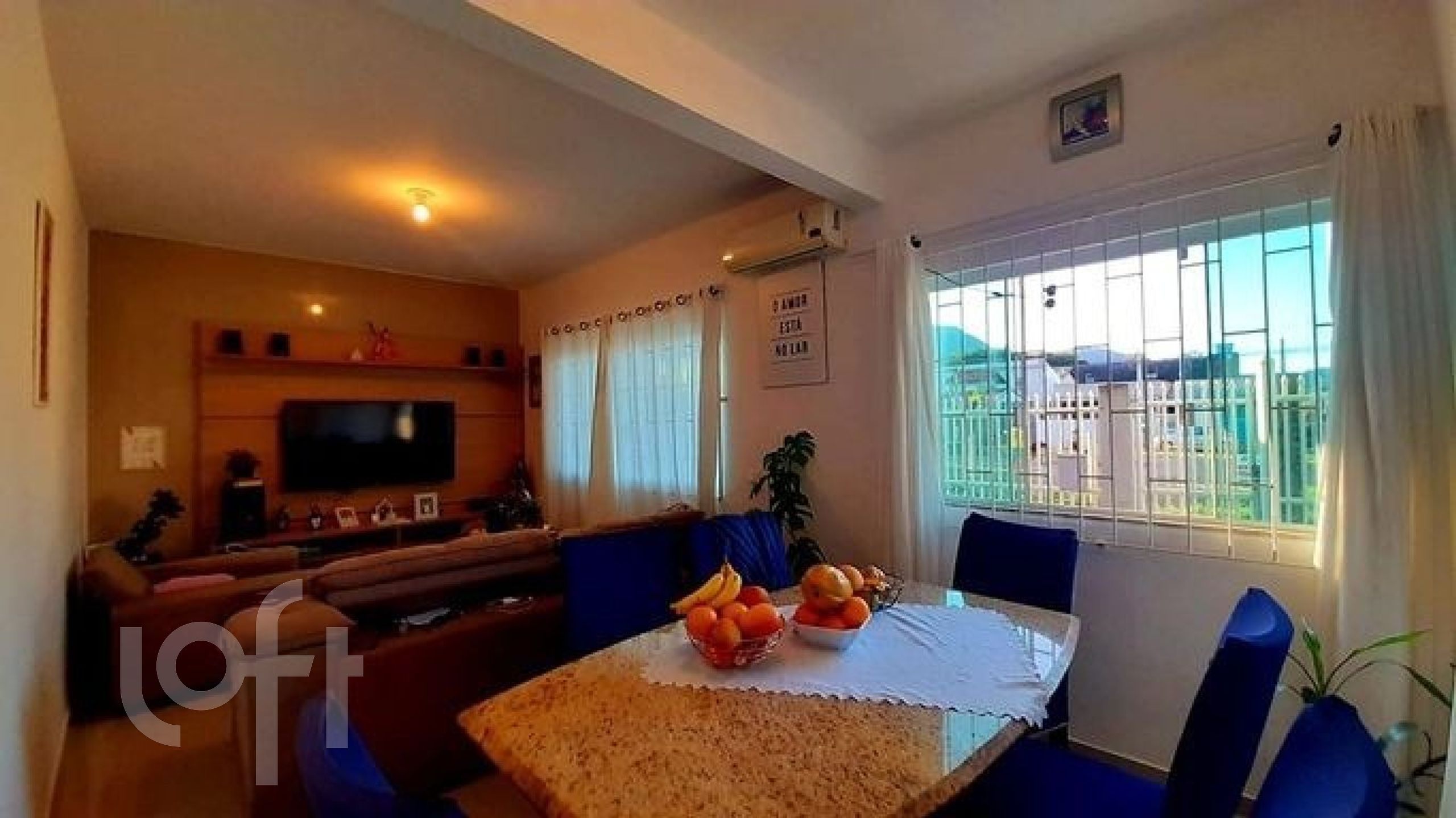Casa Residencial com 165m², 3 quartos, no bairro São João do Rio Vermelho em Florianópolis