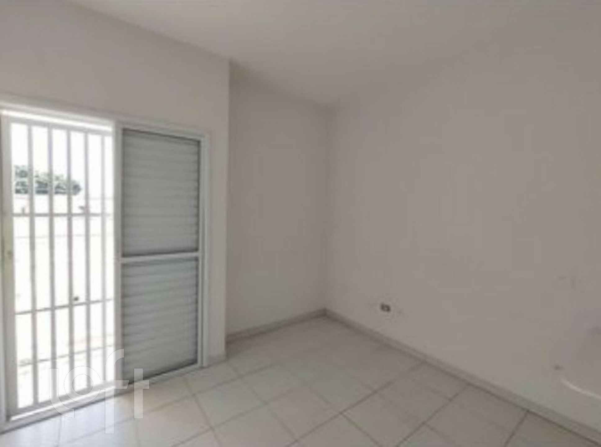 Casa à venda com 3 quartos, 118m² - Foto 2