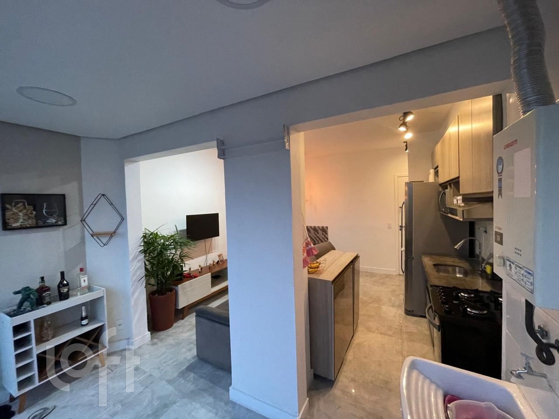 Apartamento à venda com 1 quarto, 40m² - Foto 5