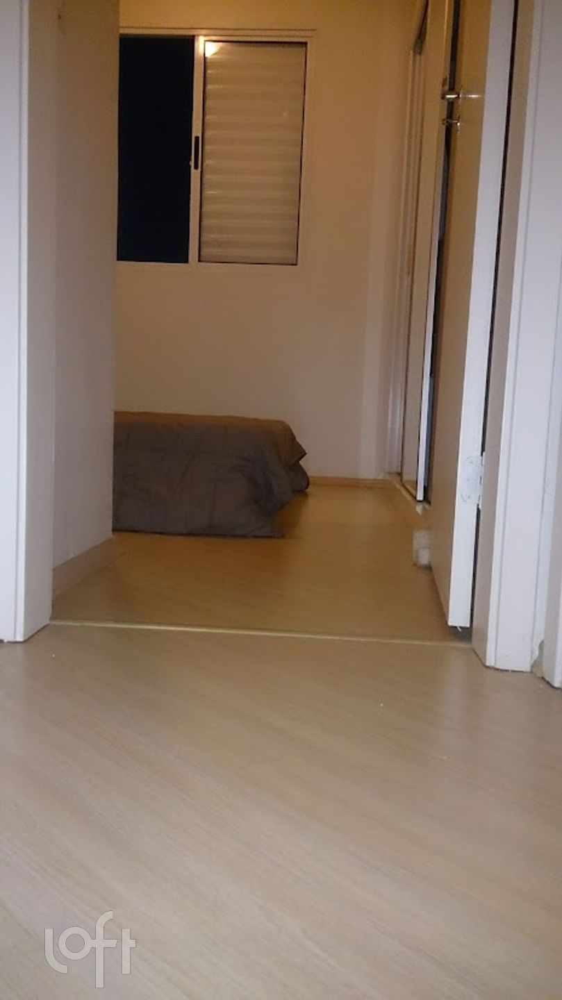 Apartamento à venda com 2 quartos, 44m² - Foto 4