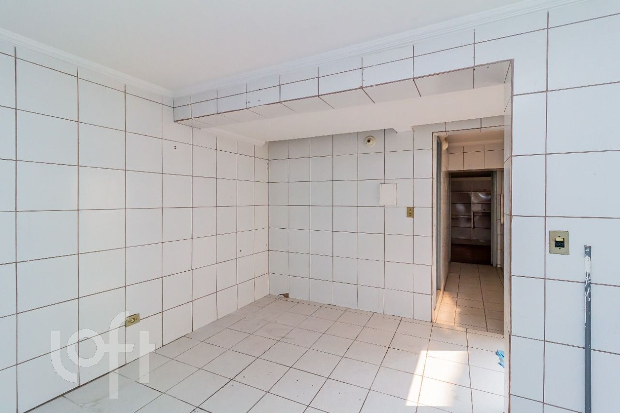 Casa à venda com 4 quartos, 250m² - Foto 17