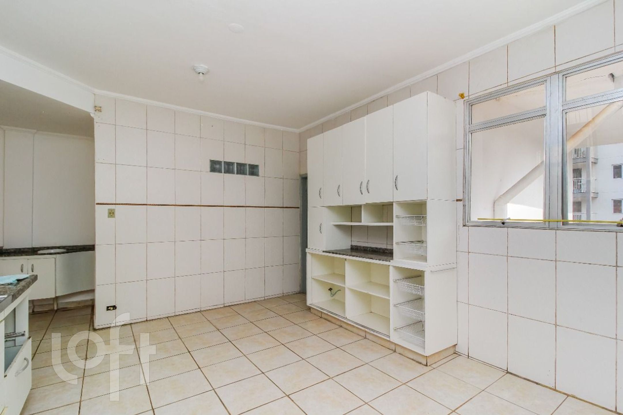 Casa à venda com 4 quartos, 250m² - Foto 9