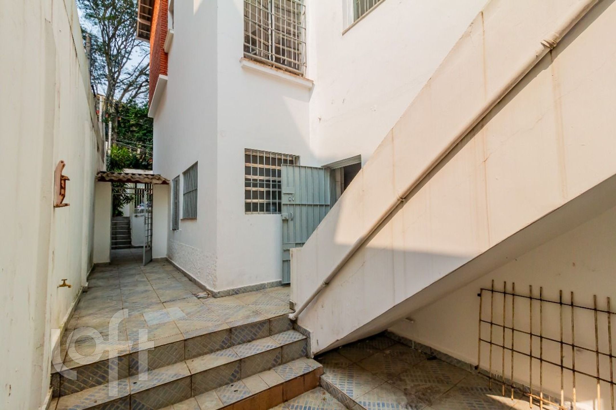 Casa à venda com 4 quartos, 250m² - Foto 76