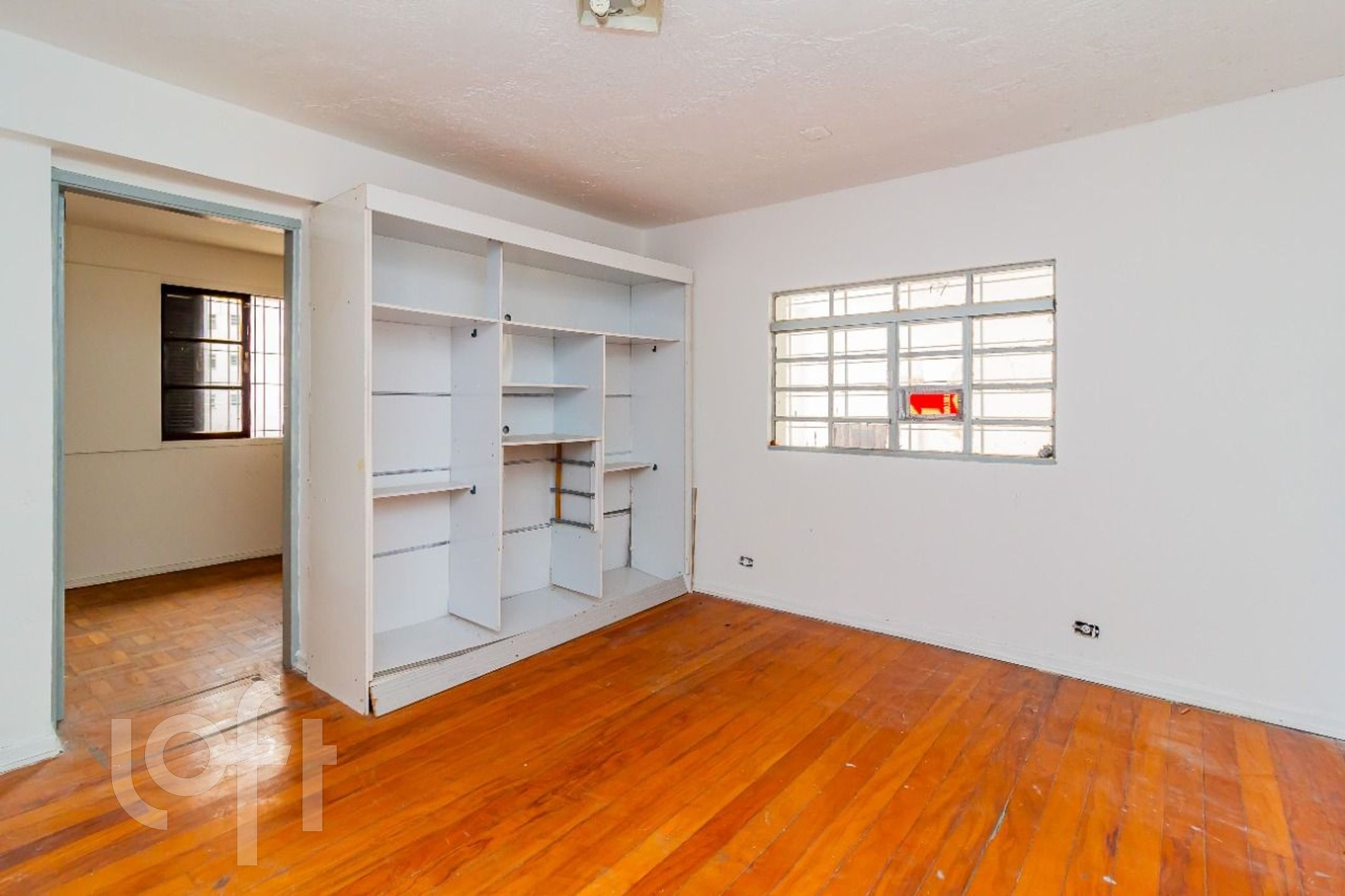 Casa à venda com 4 quartos, 250m² - Foto 40