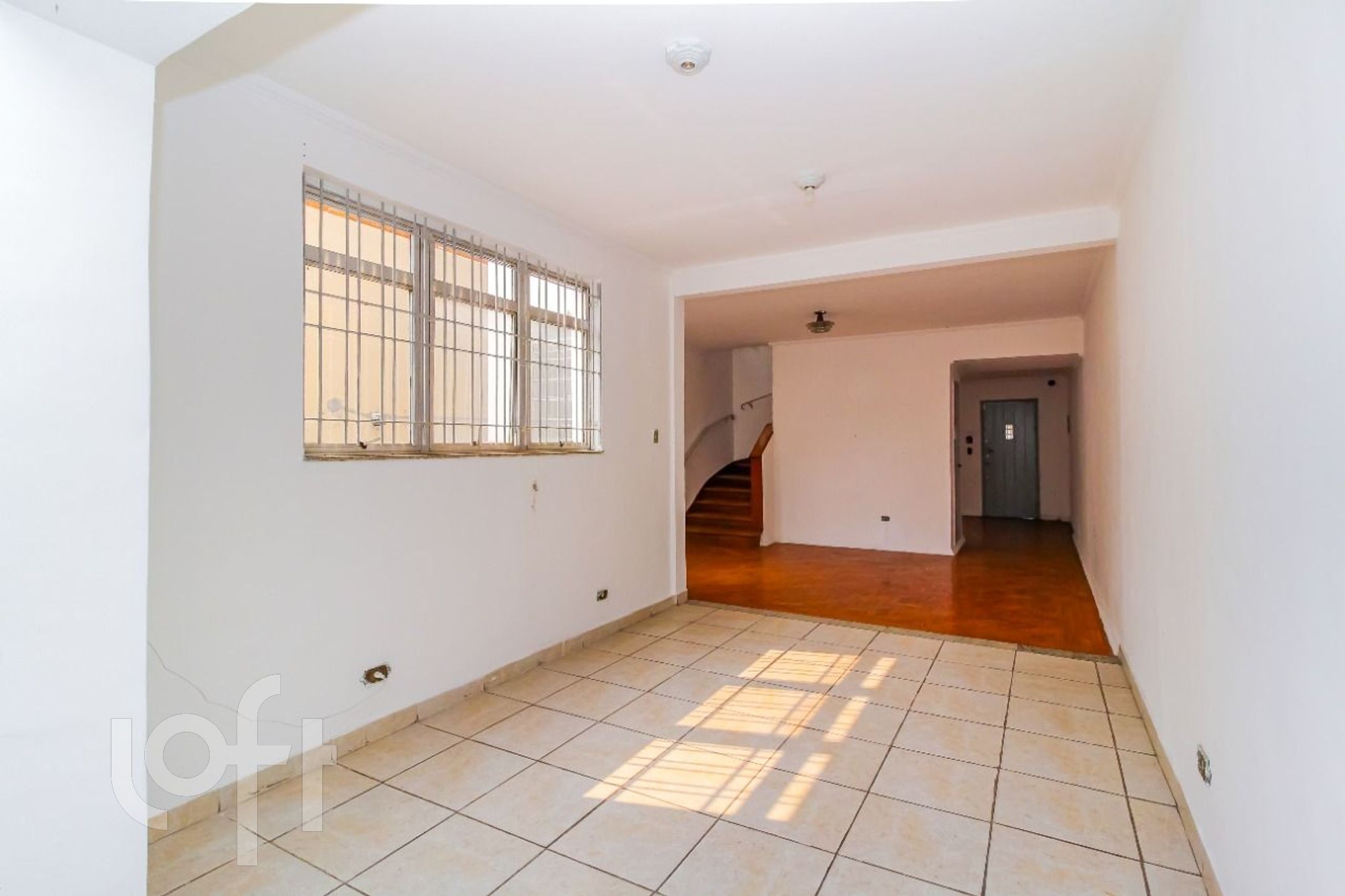 Casa à venda com 4 quartos, 250m² - Foto 6