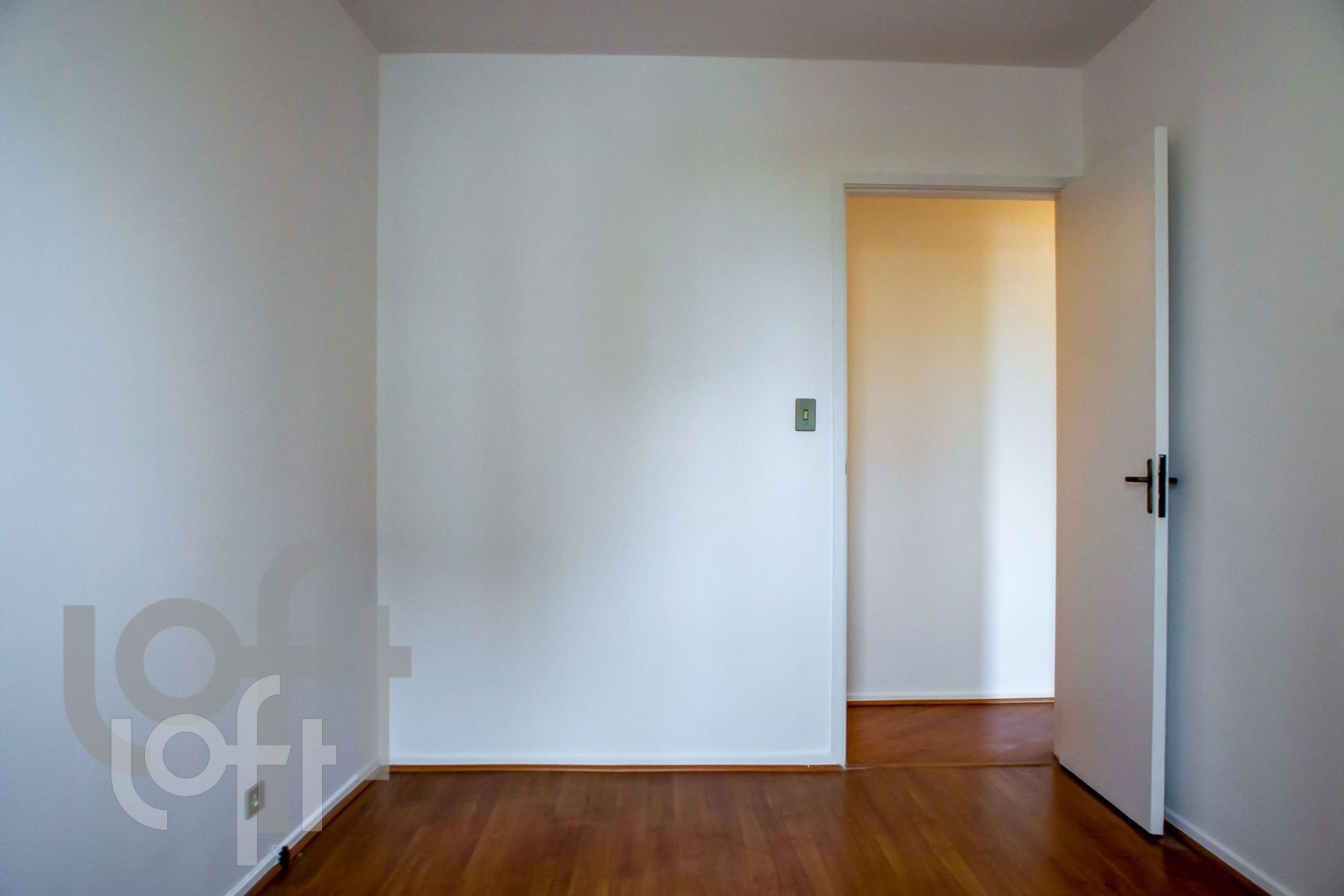 Apartamento à venda com 2 quartos, 80m² - Foto 11