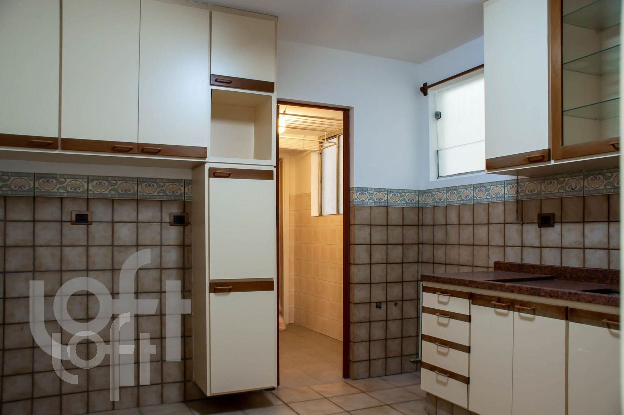 Apartamento à venda com 2 quartos, 80m² - Foto 23