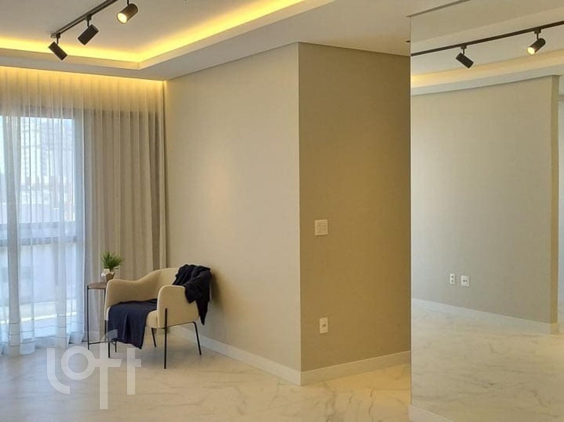 Apartamento à venda em Kobrasol com 103 m², 3 quartos, 2 suítes, 1 vaga