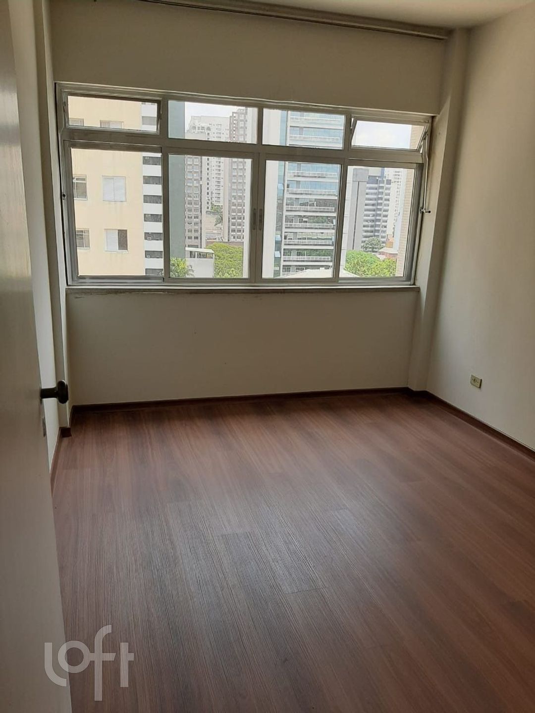 Apartamento à venda com 2 quartos, 69m² - Foto 3