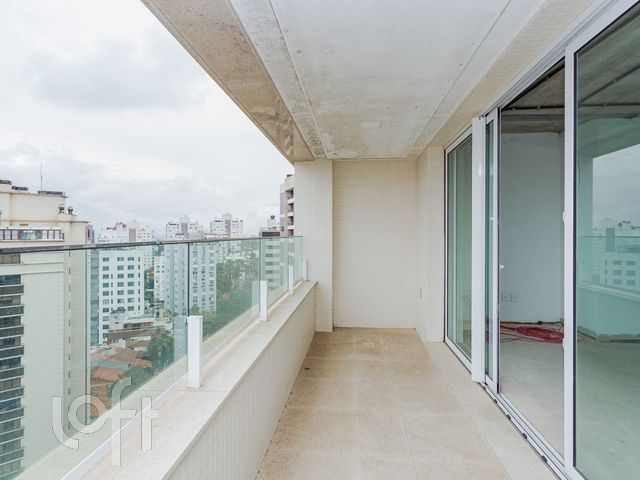 Apartamento com 257m², 3 dormitórios, 3 suítes, 4 vagas, Bela Vista em Porto Alegre