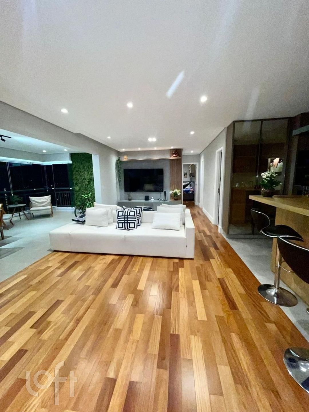 Apartamento à venda em Vila Andrade com 122 m², 3