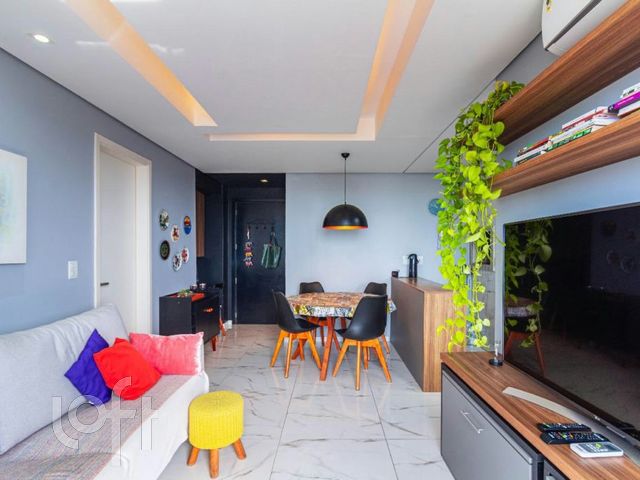 Apartamento com 51m², 1 dormitório, 1 suíte, 1 vaga, Petrópolis em Porto Alegre