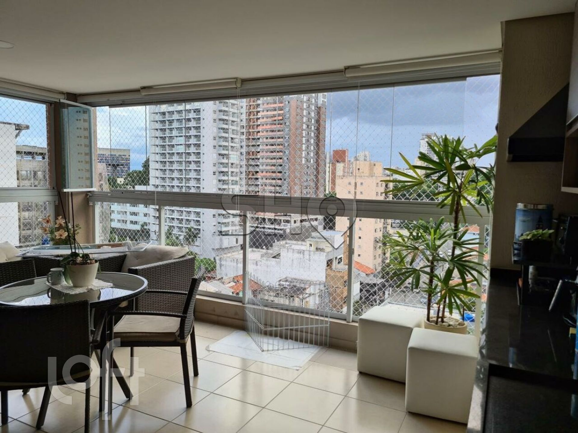 Apartamento à venda com 2 quartos, 98m² - Foto 1