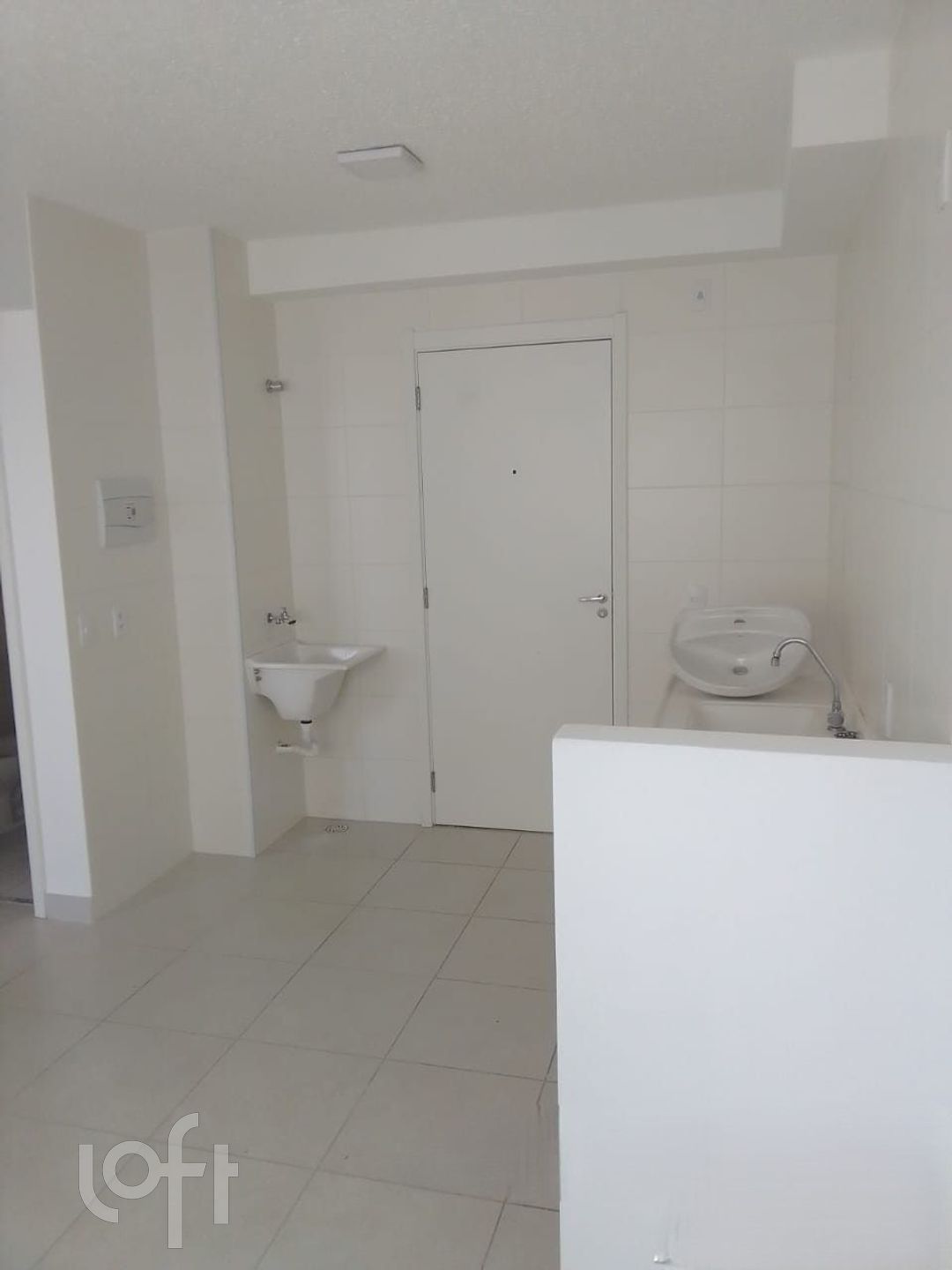 Apartamento à venda com 2 quartos, 32m² - Foto 2