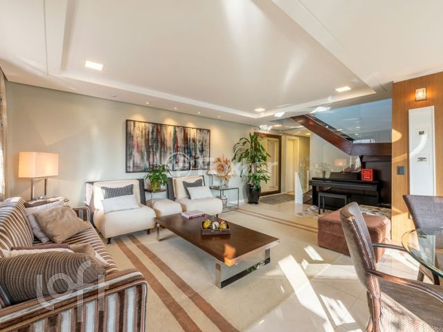 Apartamento com 279m², 4 dormitórios, 1 suíte, 5 vagas, Bela Vista em Porto Alegre