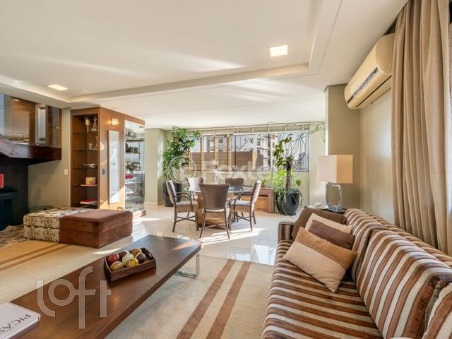 Apartamento com 279m², 4 dormitórios, 1 suíte, 5 vagas, Bela Vista em Porto Alegre