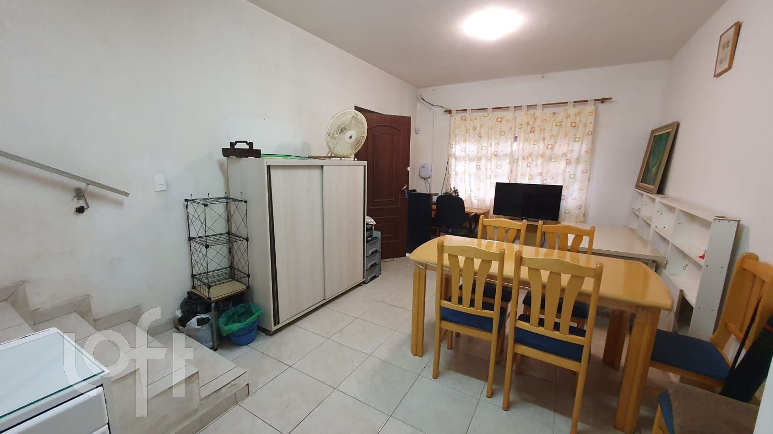 Casa à venda com 3 quartos, 100m² - Foto 1