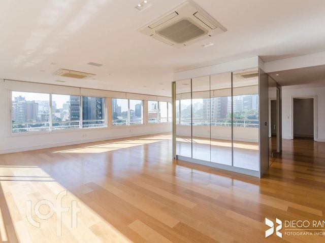 Apartamento com 336m², 4 dormitórios, 4 suítes, 4 vagas, Bela Vista em Porto Alegre