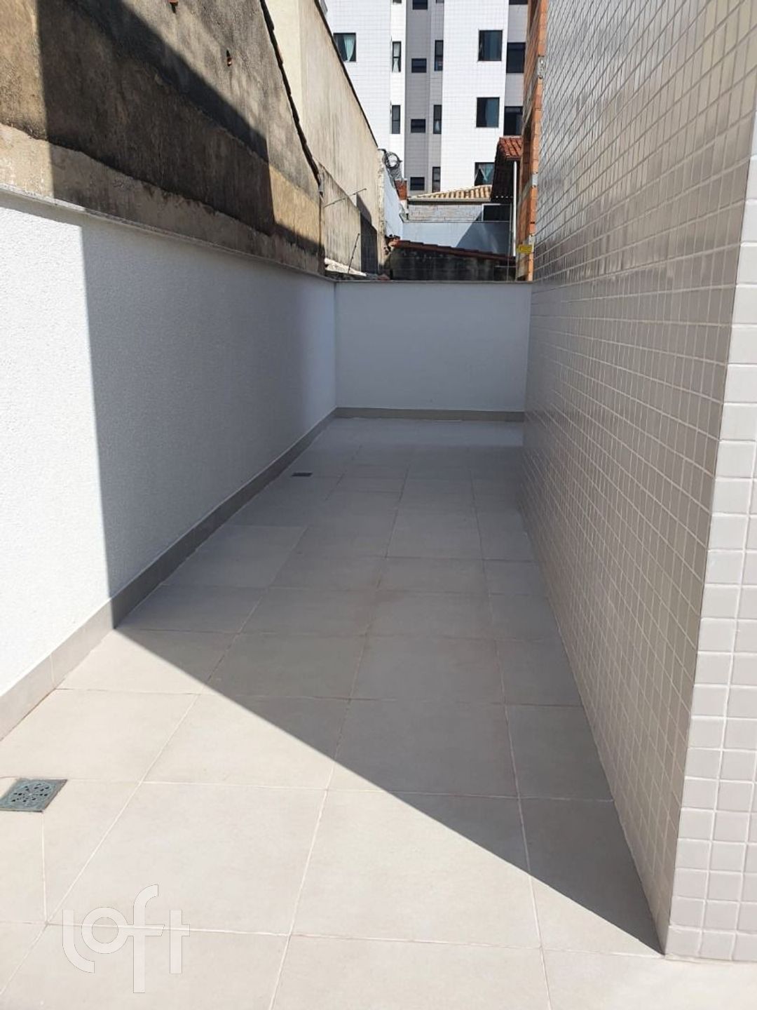 Apartamento à venda com 3 quartos, 94m² - Foto 8