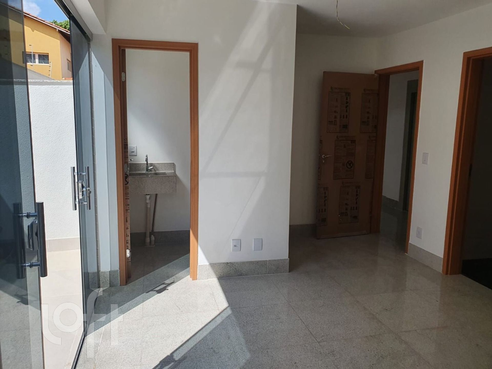 Apartamento à venda com 3 quartos, 94m² - Foto 3